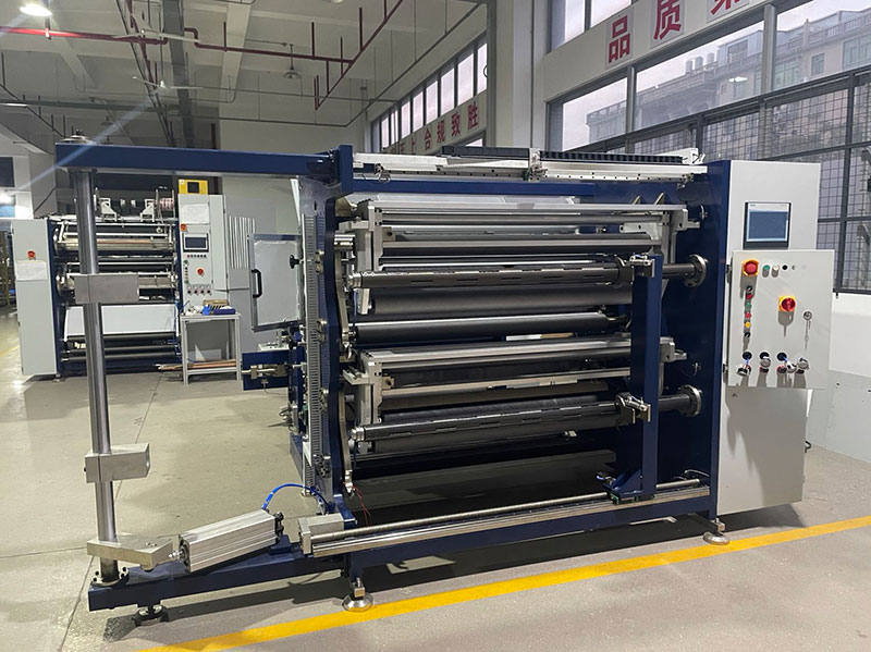 分切機是如何實現(xiàn)高效生產(chǎn)和精準切割的？